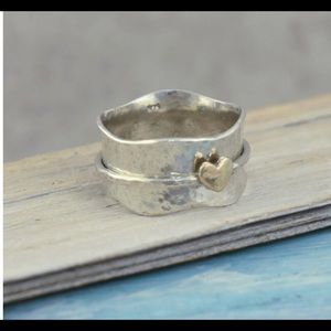 Inspiranza sterling silver/9k gold “waves of love” ring